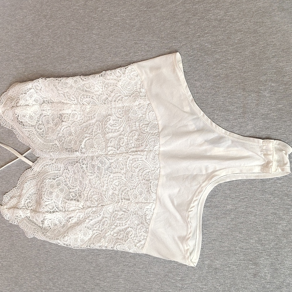 RUE 21 WOMENS BEAUTIFUL LACE TANK  BODYSUIT